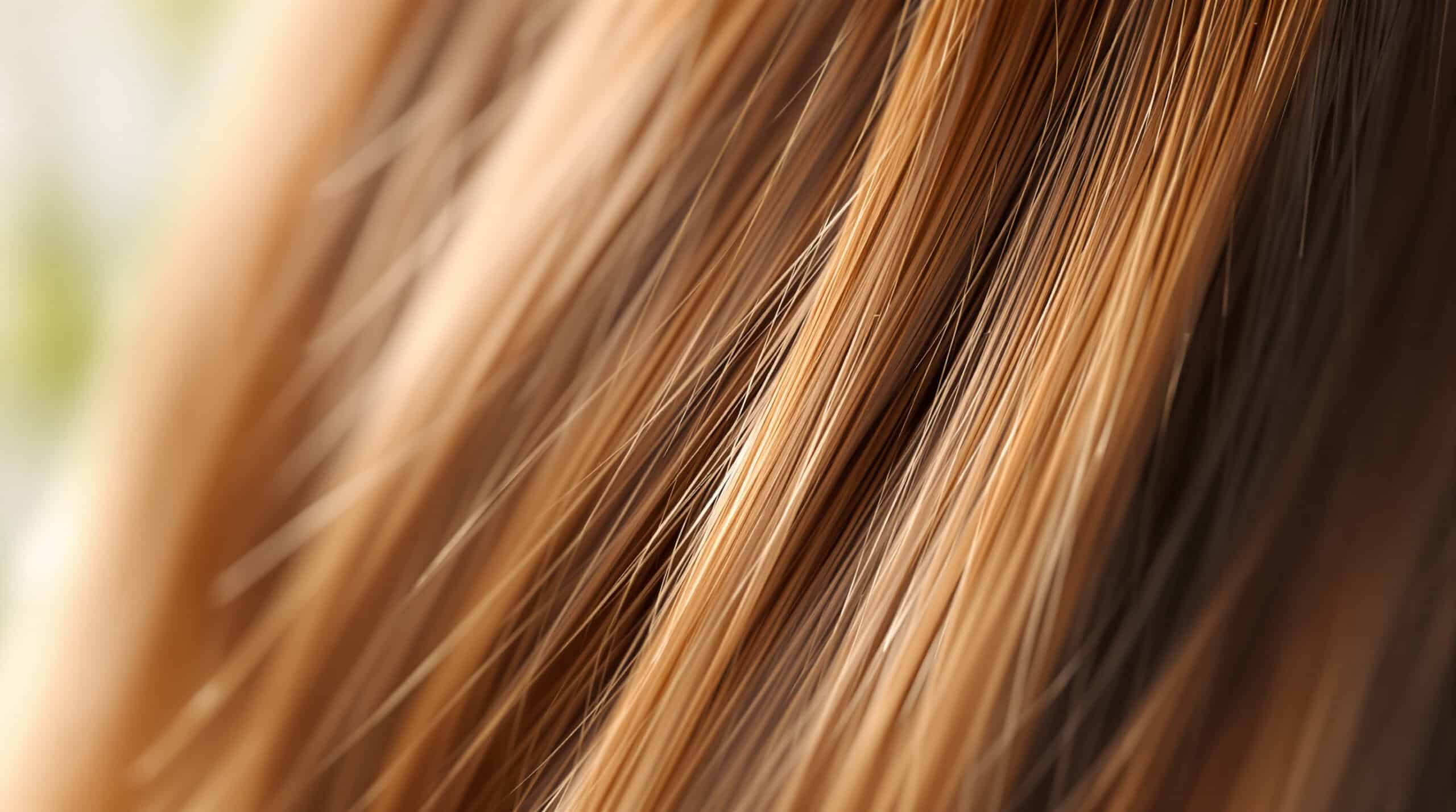 découvrez pourquoi il est essentiel de repenser votre choix de brosse à cheveux et apprenez des conseils pratiques pour éviter la casse et préserver la santé de vos cheveux.